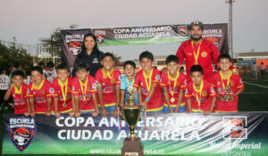 Ellos son los mini-futbolistas de Unión Española de Temuco.